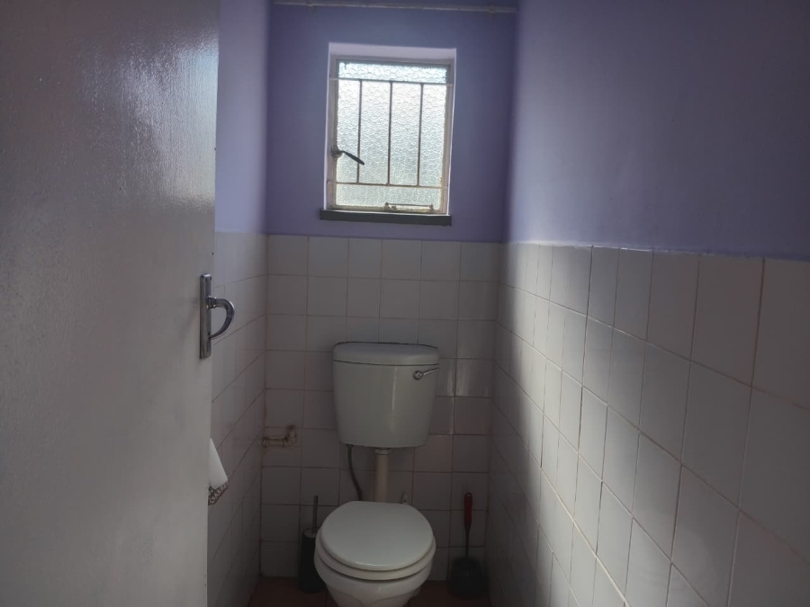 To Let 3 Bedroom Property for Rent in Oos Einde North West